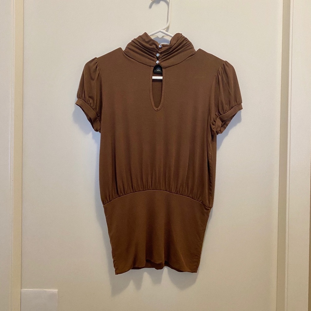Arden B. Turtle Neck Keyhole Blouse Brown Gems S